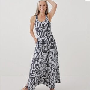 Pact Fit & Flare Open Back Maxi Dress built-in bra Black White Stripe Small